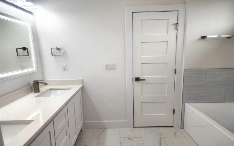 144 Shawnee Trail, Pottsboro, TX 75076, 4 Habitaciones Habitaciones , ,3 BañosBaños,Residential,En Venta,144 Shawnee Trail,0,21182936