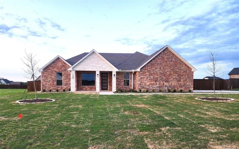 144 Shawnee Trail, Pottsboro, TX 75076, 4 Habitaciones Habitaciones , ,3 BañosBaños,Residential,En Venta,144 Shawnee Trail,0,21182936