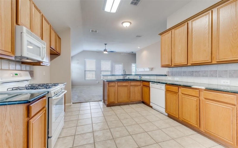 9421 Links Fairway Drive, Rowlett, TX 75089, 4 Habitaciones Habitaciones , ,2 BañosBaños,Residential,En Venta,9421 Links Fairway Drive,0,21183945