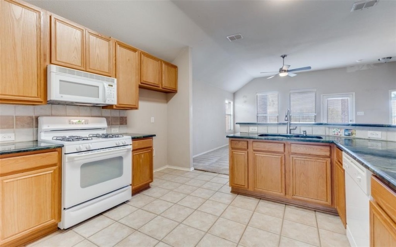 9421 Links Fairway Drive, Rowlett, TX 75089, 4 Habitaciones Habitaciones , ,2 BañosBaños,Residential,En Venta,9421 Links Fairway Drive,0,21183945