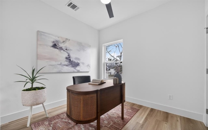 2414 Anderson Street, Dallas, TX 75215, 4 Bedrooms Bedrooms, ,3 BathroomsBathrooms,Residential,For Sale,2414 Anderson Street,0,21184298