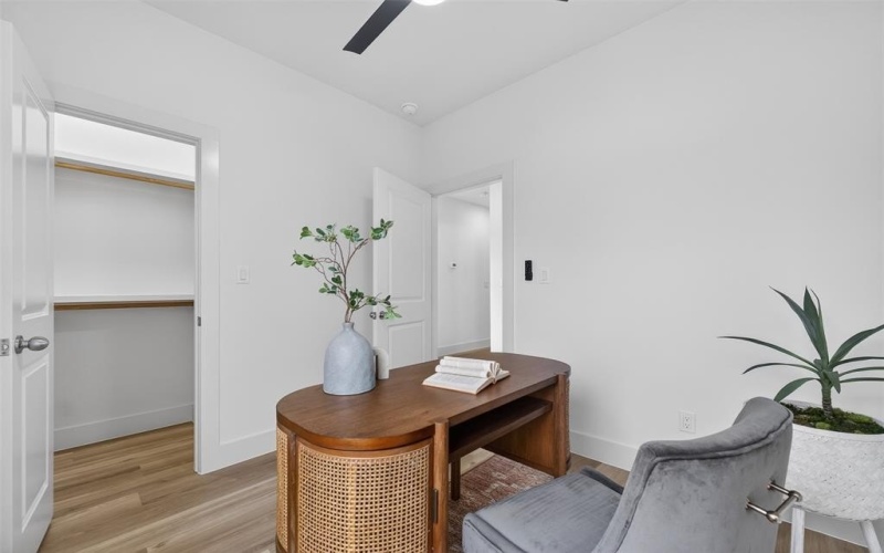 2414 Anderson Street, Dallas, TX 75215, 4 Bedrooms Bedrooms, ,3 BathroomsBathrooms,Residential,For Sale,2414 Anderson Street,0,21184298