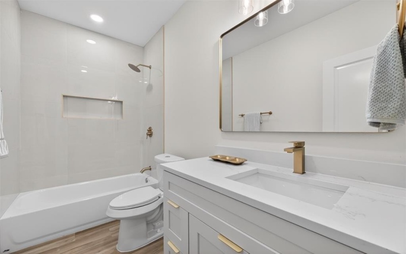 2414 Anderson Street, Dallas, TX 75215, 4 Bedrooms Bedrooms, ,3 BathroomsBathrooms,Residential,For Sale,2414 Anderson Street,0,21184298