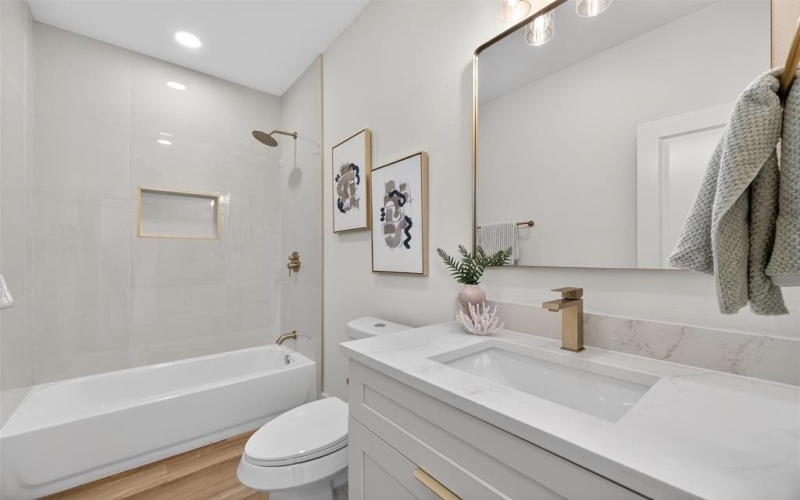 2414 Anderson Street, Dallas, TX 75215, 4 Bedrooms Bedrooms, ,3 BathroomsBathrooms,Residential,For Sale,2414 Anderson Street,0,21184298