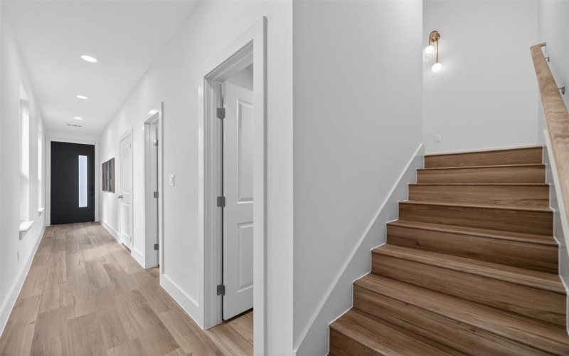 2414 Anderson Street, Dallas, TX 75215, 4 Bedrooms Bedrooms, ,3 BathroomsBathrooms,Residential,For Sale,2414 Anderson Street,0,21184298