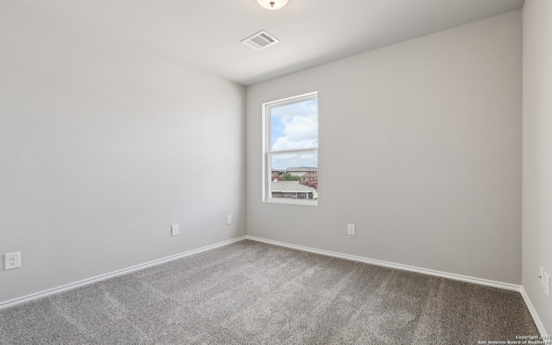 8627 Valentina Way, San Antonio, TX 78245, ,Residential Multi Family,En Venta,8627 Valentina Way,0,1943111