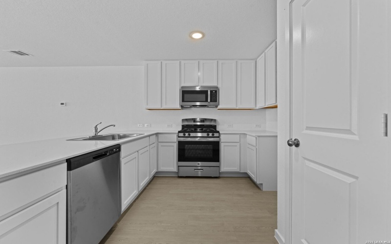 14907 Warwick Shire, San Antonio, TX 78254, 3 Bedrooms Bedrooms, ,2 BathroomsBathrooms,Residential,For Sale,14907 Warwick Shire,0,1943197