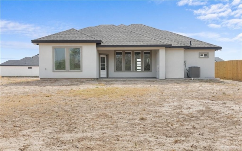 912 41st Street, San Juan, TX 78589, 3 Bedrooms Bedrooms, ,2 BathroomsBathrooms,Residential,For Sale,912 41st Street,0,496464