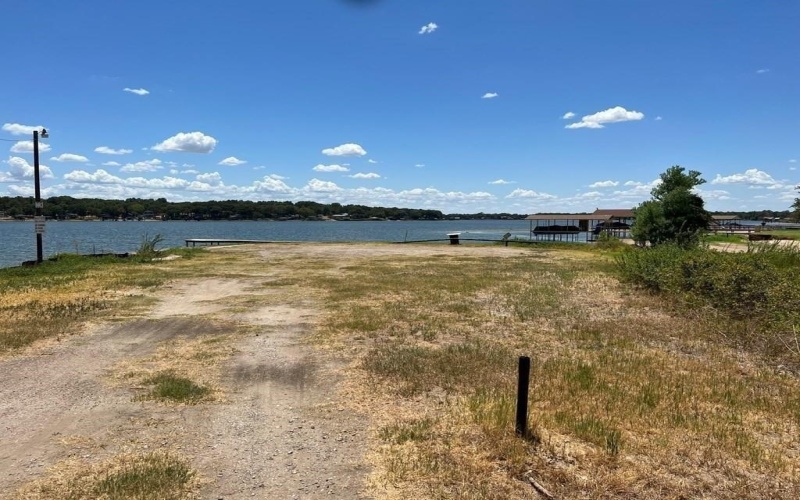 7137 Cayuga Drive, Mabank, TX 75156, 3 Bedrooms Bedrooms, ,2 BathroomsBathrooms,Residential,For Sale,7137 Cayuga Drive,0,21187026