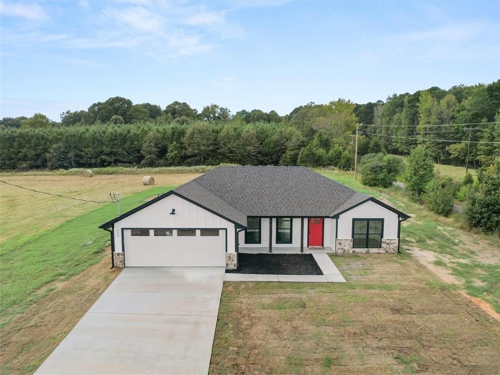 808 PR 3168, Gilmer, TX 75645, 3 Bedrooms Bedrooms, ,2 BathroomsBathrooms,Residential,For Sale,808 PR 3168,0,21187059