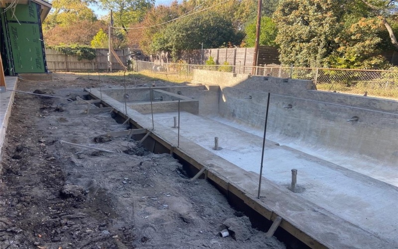 4117 Creekdale Drive, Dallas, TX 75229, 5 Bedrooms Bedrooms, ,7 BathroomsBathrooms,Residential,For Sale,4117 Creekdale Drive,0,21102850