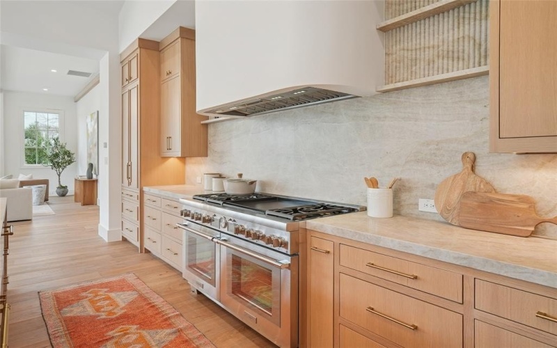 5945 Royal Crest Drive, Dallas, TX 75230, 5 Bedrooms Bedrooms, ,6 BathroomsBathrooms,Residential,For Sale,5945 Royal Crest Drive,0,21183855