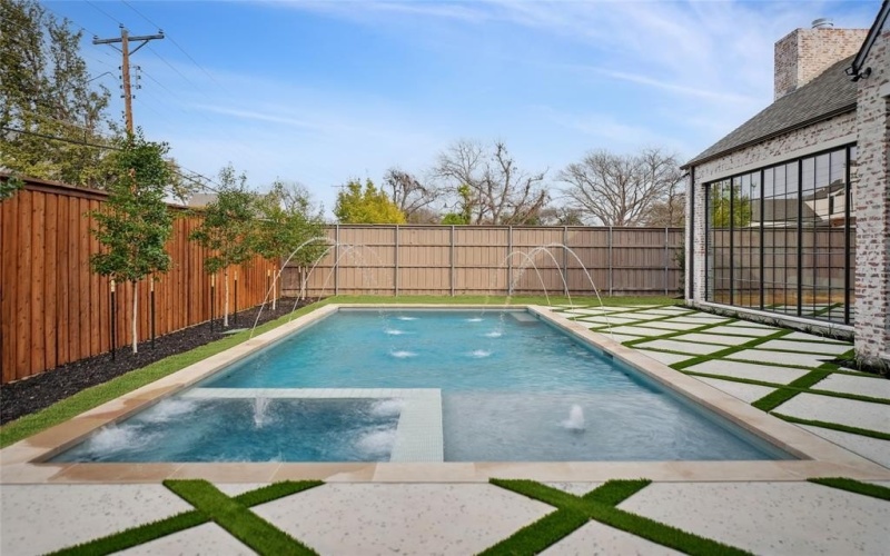 5945 Royal Crest Drive, Dallas, TX 75230, 5 Bedrooms Bedrooms, ,6 BathroomsBathrooms,Residential,For Sale,5945 Royal Crest Drive,0,21183855