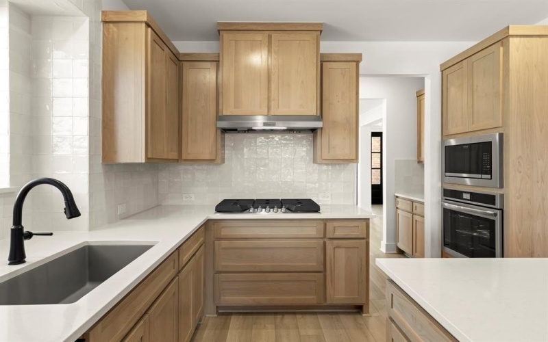 1028 Little Gull Drive, Forney, TX 75126, 4 Bedrooms Bedrooms, ,3 BathroomsBathrooms,Residential,For Sale,1028 Little Gull Drive,0,21186809