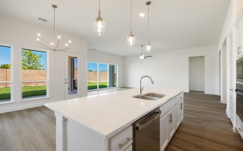 411 Sedgwick Drive, Fate, TX 75189, 4 Habitaciones Habitaciones , ,3 BañosBaños,Residential,En Venta,411 Sedgwick Drive,0,21186813