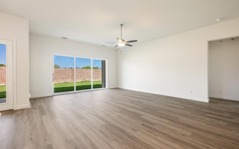 411 Sedgwick Drive, Fate, TX 75189, 4 Habitaciones Habitaciones , ,3 BañosBaños,Residential,En Venta,411 Sedgwick Drive,0,21186813