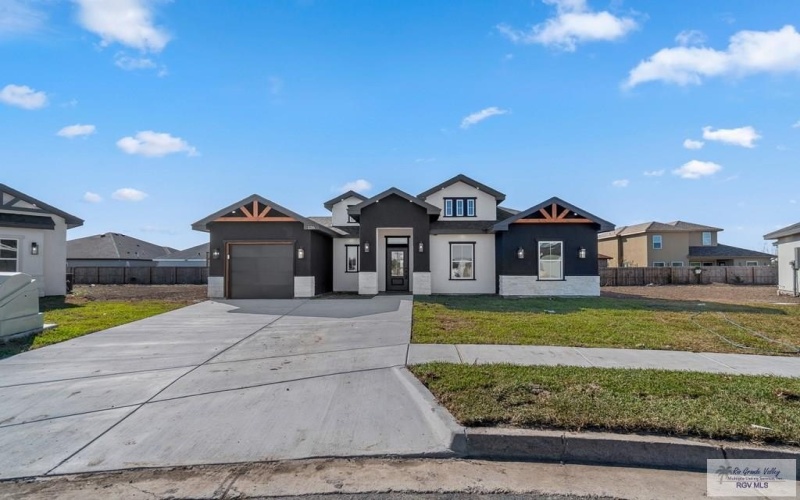 126 MARIGOLD RD, LOS FRESNOS, TX 78566, 3 Bedrooms Bedrooms, ,2 BathroomsBathrooms,Residential,For Sale,126 MARIGOLD RD,0,29771682