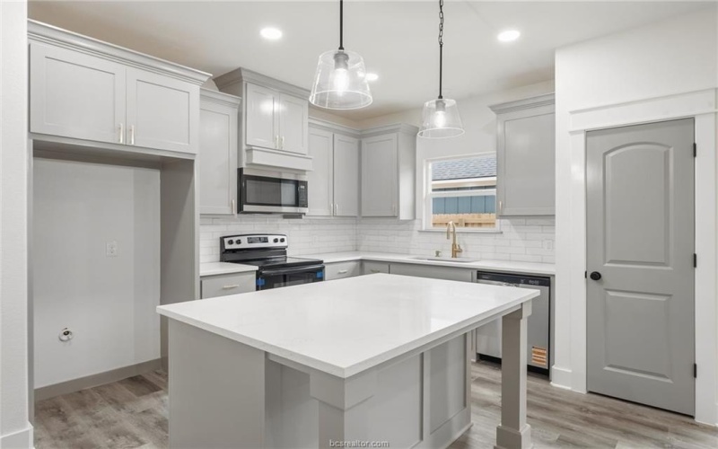 203 Lock Lane, Bryan, TX 77803, 3 Habitaciones Habitaciones , ,2 BañosBaños,Residential,En Venta,203 Lock Lane,0,26002286