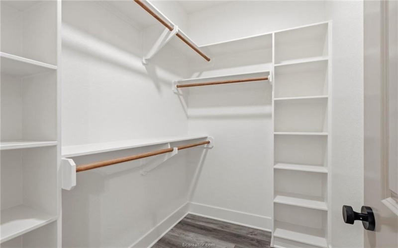 205 Lock Lane, Bryan, TX 77803, 3 Bedrooms Bedrooms, ,2 BathroomsBathrooms,Residential,For Sale,205 Lock Lane,0,26002288