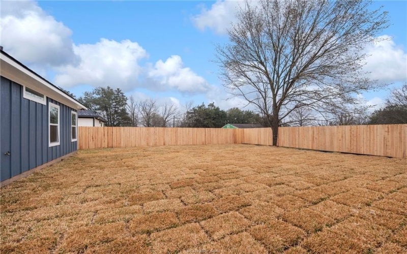 205 Lock Lane, Bryan, TX 77803, 3 Bedrooms Bedrooms, ,2 BathroomsBathrooms,Residential,For Sale,205 Lock Lane,0,26002288
