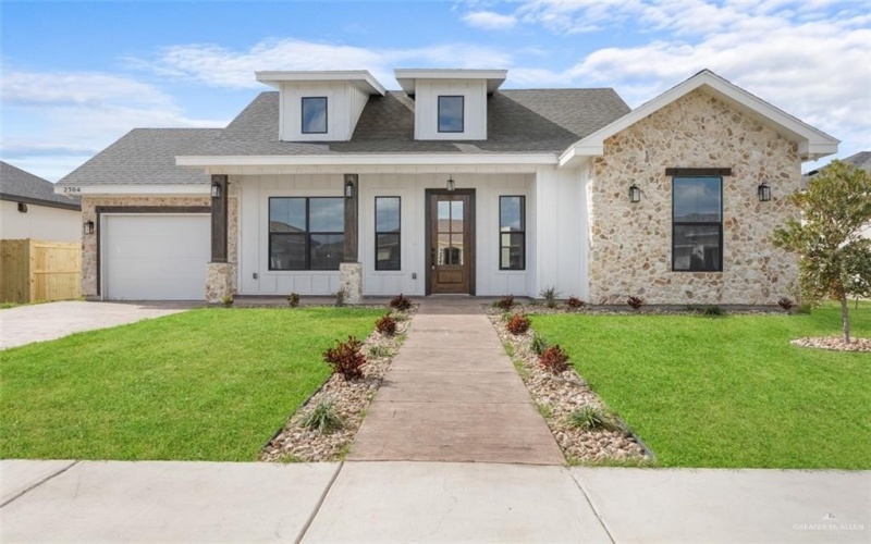 2304 San Charbel Street, San Juan, TX 78589, 3 Bedrooms Bedrooms, ,2 BathroomsBathrooms,Residential,For Sale,2304 San Charbel Street,0,494850