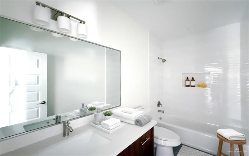 604 N Onyx Avenue unit: 1 #1, Edinburg, TX 78541, 2 Bedrooms Bedrooms, ,2 BathroomsBathrooms,Residential,For Sale,604 N Onyx Avenue unit: 1,0,496470