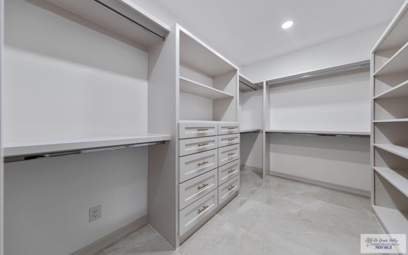 8800 JUPITER ST., BROWNSVILLE, TX 78521, 4 Bedrooms Bedrooms, ,3 BathroomsBathrooms,Residential,For Sale,8800 JUPITER ST.,0,29770927