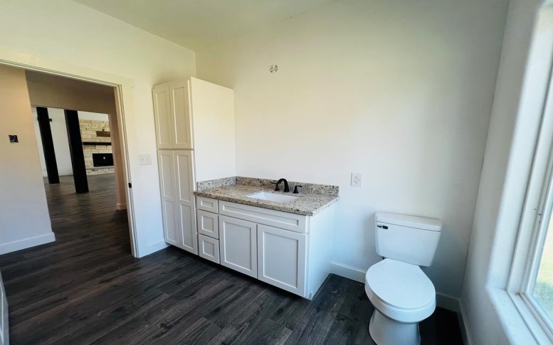 422 Beechwood Loop, Hemphill, TX 75948, 3 Bedrooms Bedrooms, ,2 BathroomsBathrooms,Residential,For Sale,422 Beechwood Loop,0,65105619