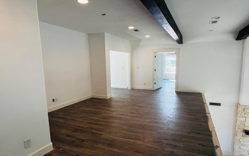 422 Beechwood Loop, Hemphill, TX 75948, 3 Bedrooms Bedrooms, ,2 BathroomsBathrooms,Residential,For Sale,422 Beechwood Loop,0,65105619