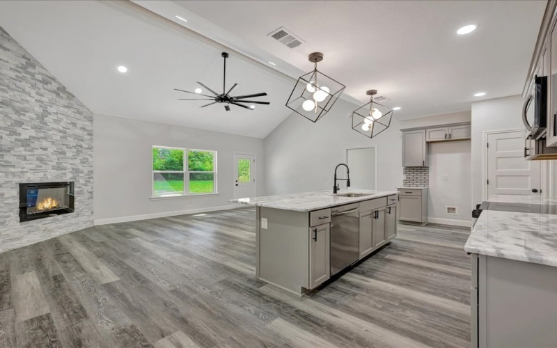 1618 Paul Avenue, Lufkin, TX 75901, 3 Bedrooms Bedrooms, ,2 BathroomsBathrooms,Residential,For Sale,1618 Paul Avenue,0,65105966