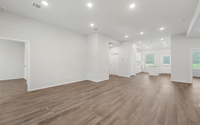 380 Byrd Drive, Lufkin, TX 75901, 4 Bedrooms Bedrooms, ,2 BathroomsBathrooms,Residential,For Sale,380 Byrd Drive,0,65106519