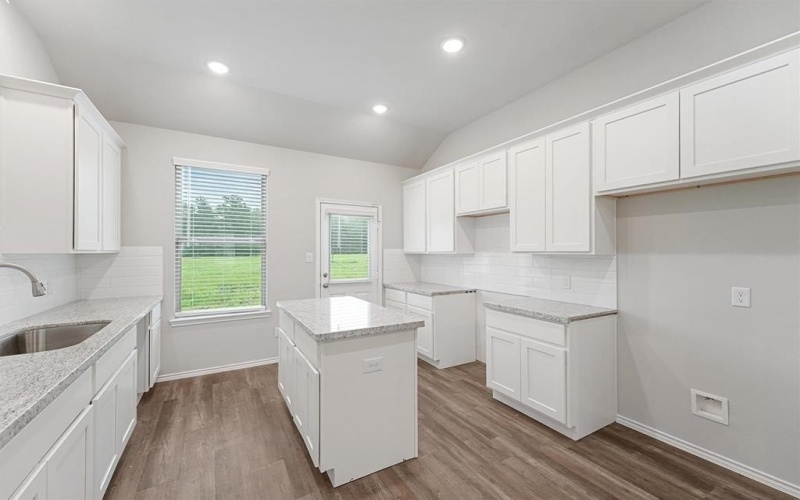 380 Byrd Drive, Lufkin, TX 75901, 4 Bedrooms Bedrooms, ,2 BathroomsBathrooms,Residential,For Sale,380 Byrd Drive,0,65106519