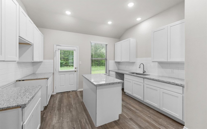 380 Byrd Drive, Lufkin, TX 75901, 4 Bedrooms Bedrooms, ,2 BathroomsBathrooms,Residential,For Sale,380 Byrd Drive,0,65106519