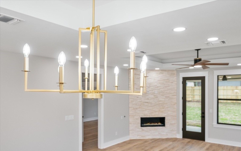 911 Augusta Drive, Lufkin, TX 75901, 3 Bedrooms Bedrooms, ,2 BathroomsBathrooms,Residential,For Sale,911 Augusta Drive,0,65106701