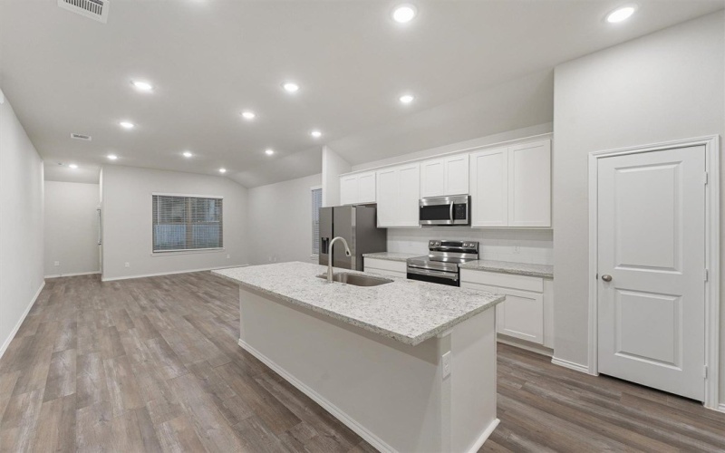 160 Byrd Drive, Lufkin, TX 75901, 3 Bedrooms Bedrooms, ,2 BathroomsBathrooms,Residential,For Sale,160 Byrd Drive,0,65106912