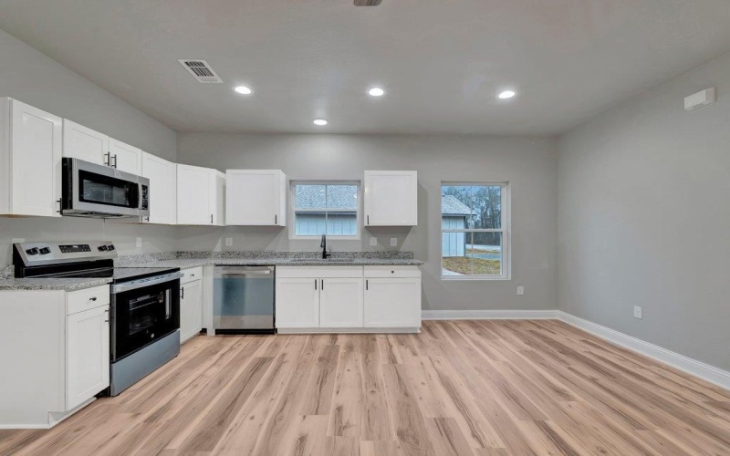 201 Mott Road, Lufkin, TX 75904, 4 Habitaciones Habitaciones , ,5 BañosBaños,Residential,En Venta,201 Mott Road,0,65107386