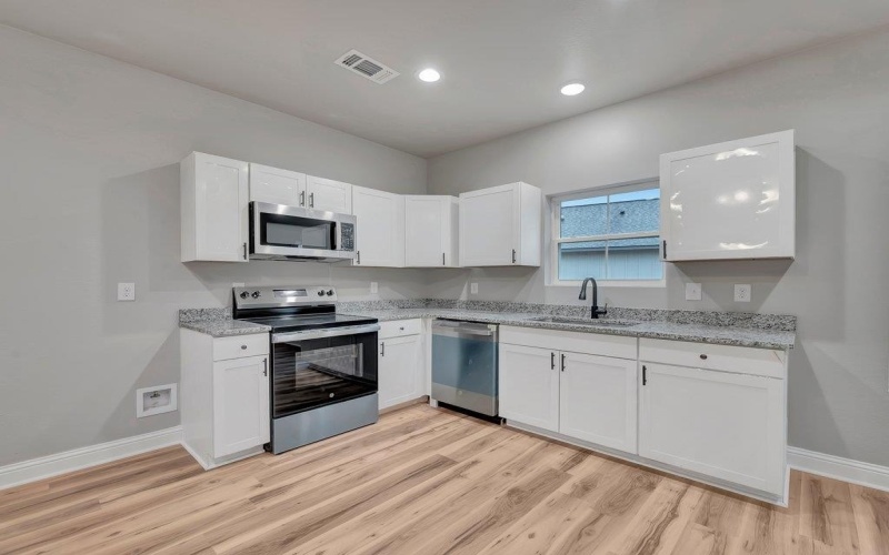 201 Mott Road, Lufkin, TX 75904, 4 Habitaciones Habitaciones , ,5 BañosBaños,Residential,En Venta,201 Mott Road,0,65107386