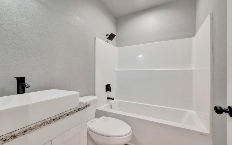 201 Mott Road, Lufkin, TX 75904, 4 Habitaciones Habitaciones , ,5 BañosBaños,Residential,En Venta,201 Mott Road,0,65107386