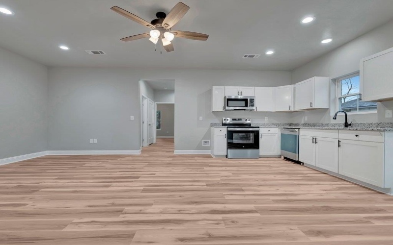 201 Mott Road, Lufkin, TX 75904, 4 Habitaciones Habitaciones , ,5 BañosBaños,Residential,En Venta,201 Mott Road,0,65107386