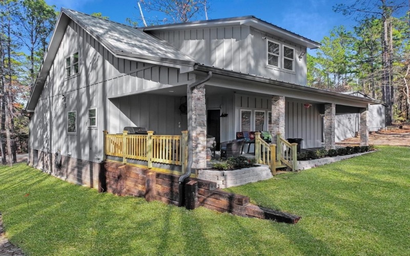 140 Deodar Drive, Brookeland, TX 75931, 3 Bedrooms Bedrooms, ,2 BathroomsBathrooms,Residential,For Sale,140 Deodar Drive,0,65107789