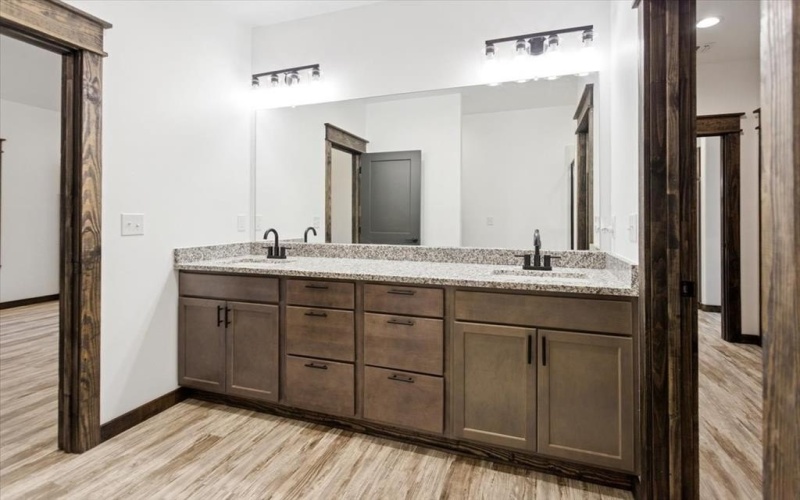 808 Cunningham Drive, Lufkin, TX 75901, 3 Habitaciones Habitaciones , ,2 BañosBaños,Residential,En Venta,808 Cunningham Drive,0,65107967