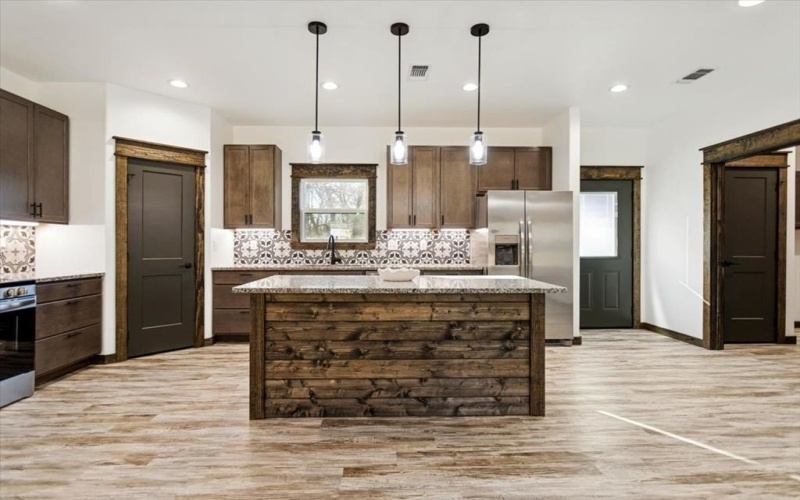 808 Cunningham Drive, Lufkin, TX 75901, 3 Habitaciones Habitaciones , ,2 BañosBaños,Residential,En Venta,808 Cunningham Drive,0,65107967