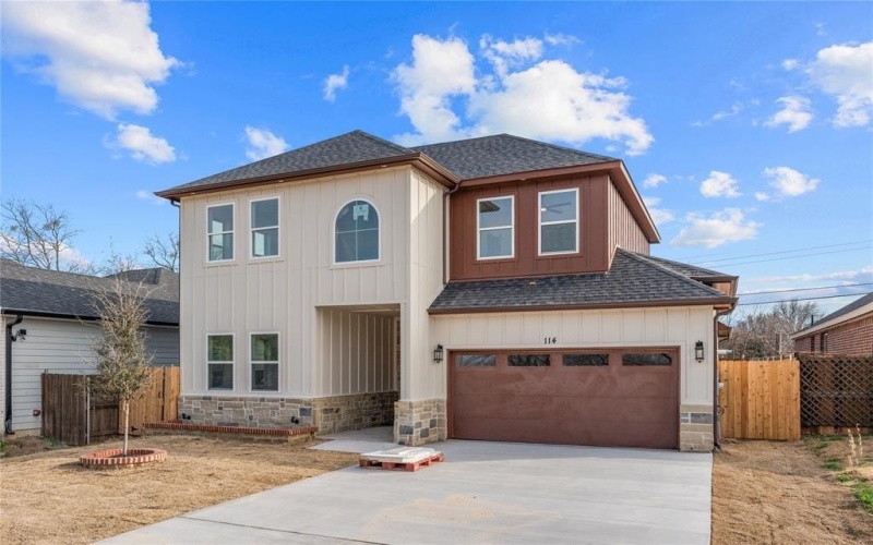 114 Willow Lane, Roanoke, TX 76262, 4 Bedrooms Bedrooms, ,3 BathroomsBathrooms,Residential,For Sale,114 Willow Lane,0,21187171