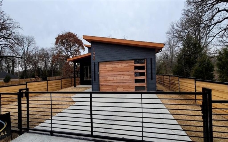 124 Aztec Dr, Mabank, TX 75156, 4 Bedrooms Bedrooms, ,2 BathroomsBathrooms,Residential,For Sale,124 Aztec Dr,0,21187196