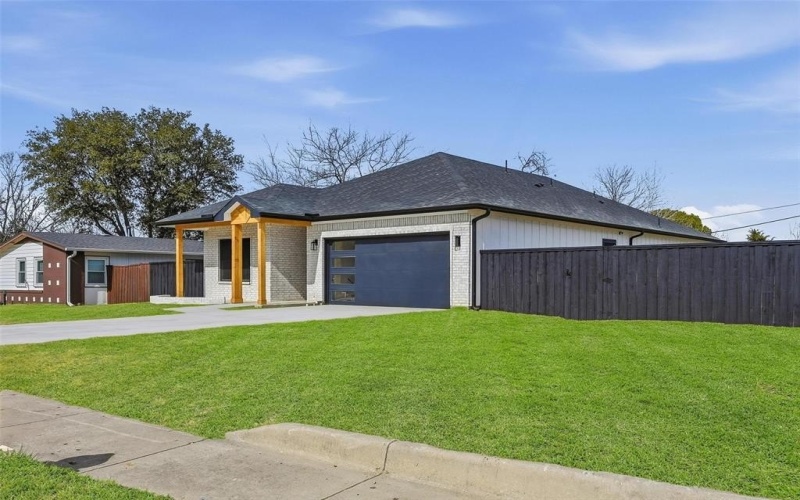 2633 Overland Drive, Farmers Branch, TX 75234, 4 Bedrooms Bedrooms, ,2 BathroomsBathrooms,Residential,For Sale,2633 Overland Drive,0,21187297