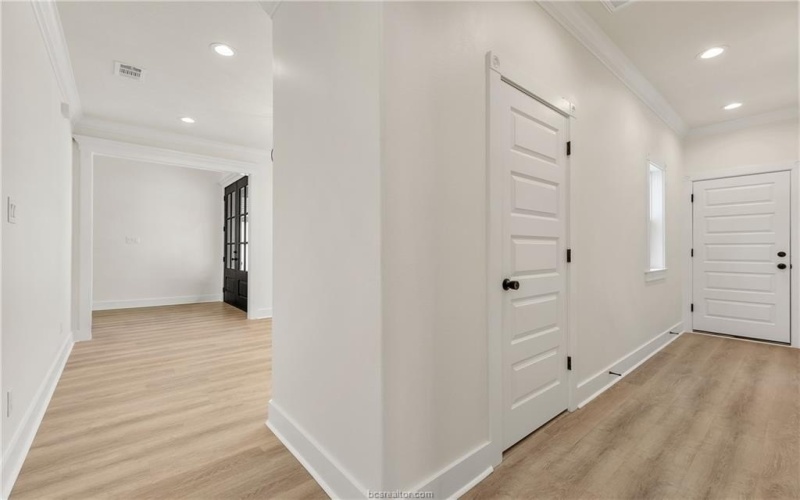 4659 S Stonecrest Court, Bryan, TX 77808, 4 Bedrooms Bedrooms, ,3 BathroomsBathrooms,Residential,For Sale,4659 S Stonecrest Court,0,25006489