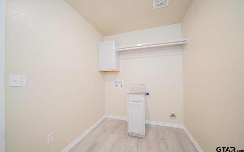 117 Cypress Circle, Mt Vernon, TX 75457, 3 Bedrooms Bedrooms, ,2 BathroomsBathrooms,Residential,For Sale,117 Cypress Circle,0,26002525