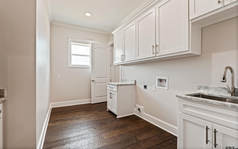 21604 Woodring Rd, Bullard, TX 75757, 5 Bedrooms Bedrooms, ,3 BathroomsBathrooms,Residential,For Sale,21604 Woodring Rd,0,26002540