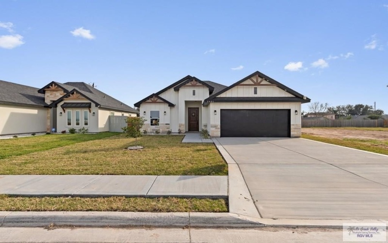 2401 BLUE SKY DR, WESLACO, TX 78596, 3 Bedrooms Bedrooms, ,2 BathroomsBathrooms,Residential,For Sale,2401 BLUE SKY DR,0,29772305