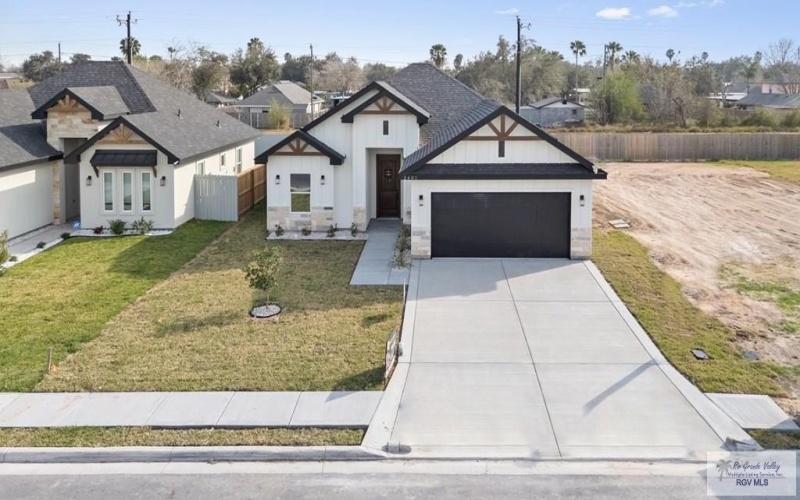 2401 BLUE SKY DR, WESLACO, TX 78596, 3 Bedrooms Bedrooms, ,2 BathroomsBathrooms,Residential,For Sale,2401 BLUE SKY DR,0,29772305